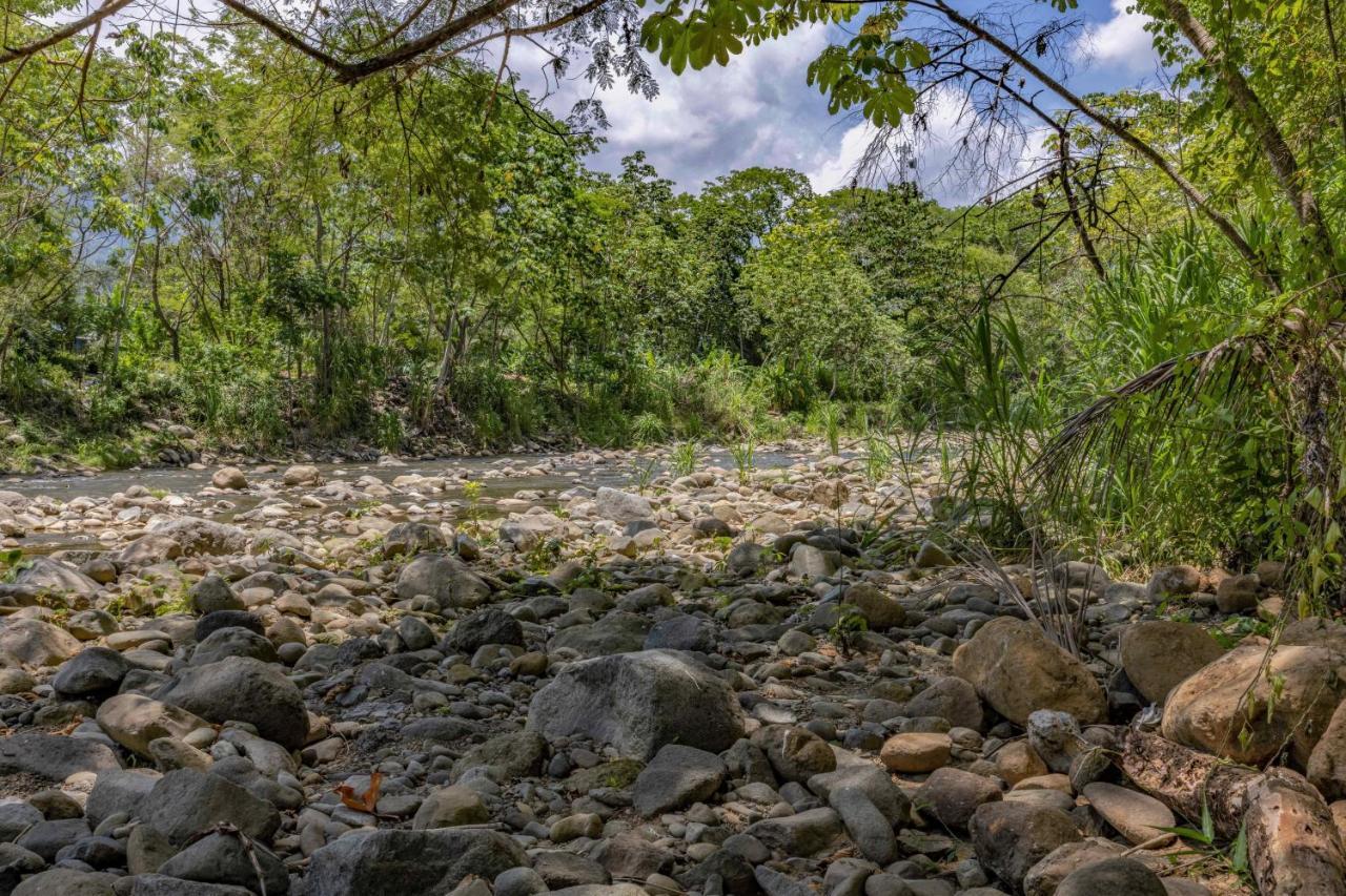 Uvita River Guesthouse מראה חיצוני תמונה