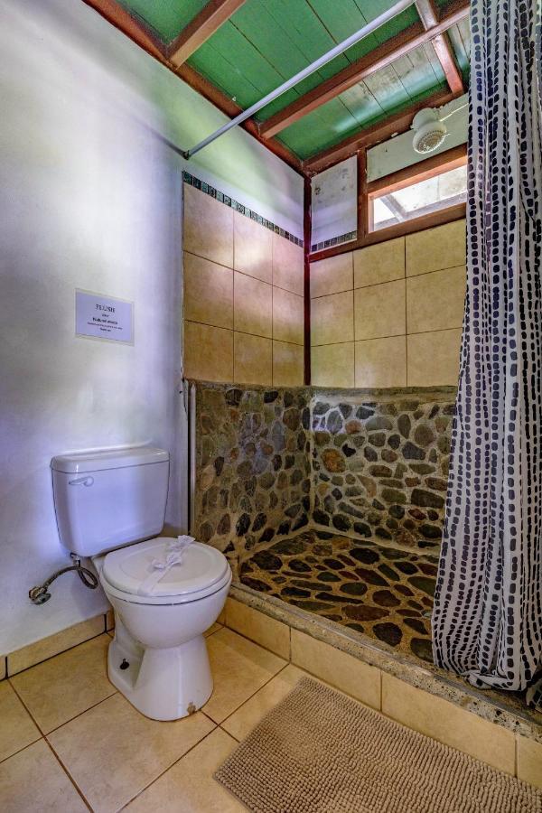 Uvita River Guesthouse מראה חיצוני תמונה